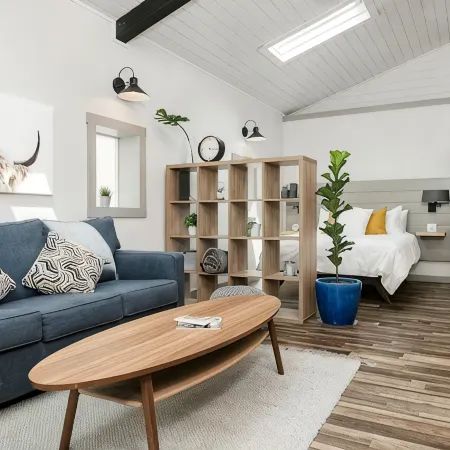 Adorable Modern Guesthouse - West Downtown Boise