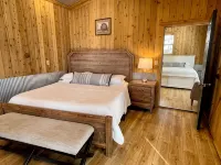 Cabin and Private Basketball Gym, Hocking Hills - Gym