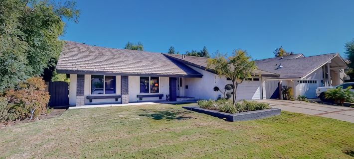 Come Home & Enjoy the Fruit! Hotels in Thousand Oaks