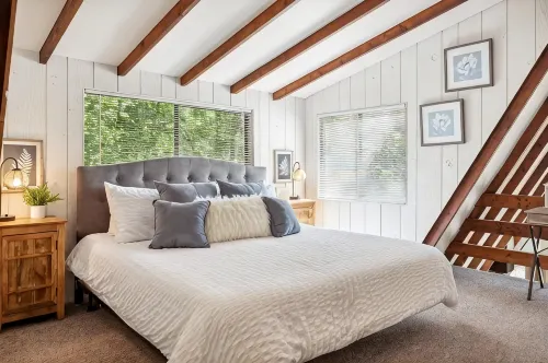 The Chic Chalet - Chalets