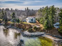 Lakefront on Sebago Sleeps 10 & Beautiful Views - 5-Star