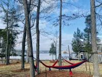 4 Bedroom 2 Bathroom Lake House Sleeps 10 on Lake Guntersville - 3-Star
