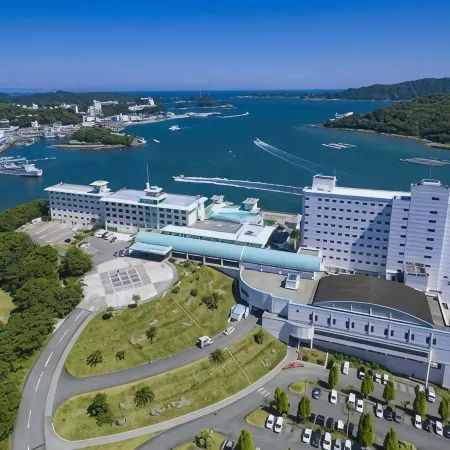 Toba Seaside Hotel