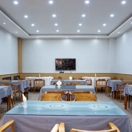 Mapangyongcuo Hot Spring Hotel