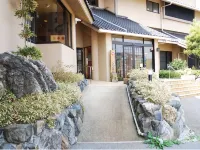 Ryokan Beniayu - parking
