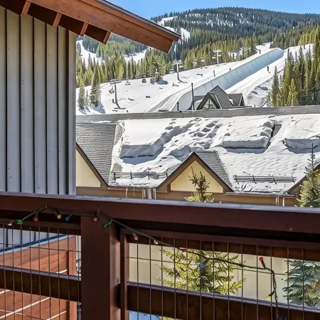 Spectacular Views from 1-bedroom Condo in Copper Mountain Center Village