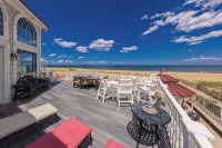 Luxury Multi-Level Oceanfront- Salt Water Pool- Heated Option &Spa, Pet Friendly - Private Pools