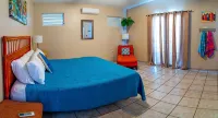 Villa Gloria - Oceanfront - 4 guests - pet friendly - at Stella, Rincón -  Casas de vacaciones