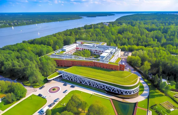 納維爾會議和水療酒店