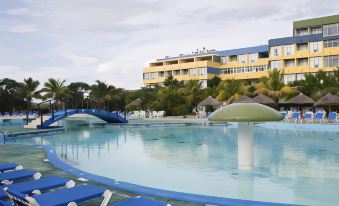 Islazul Pasacaballo Hotel