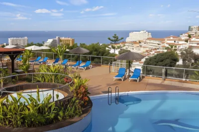 Wyndham Residences Tenerife Costa Adeje Hotel di Arona