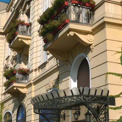 Belgrade City Hotel โรงแรมใกล้โบสถ์เซนต์มาร์กออร์โธดอกซ์