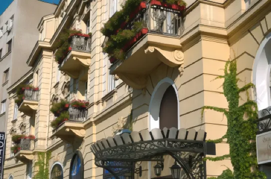 Belgrade City Hotel Отели рядом с достопримечательностью «Храм Святого Саввы»