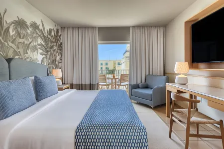 Domes Lake Algarve, Autograph Collection