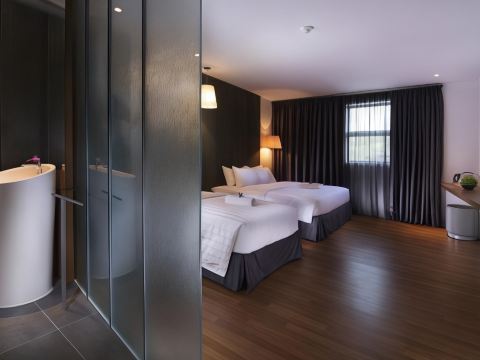 T+ Hotel Butterworth
