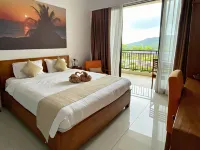 The Happinezz Hills Hotel Hotels in Kemujan