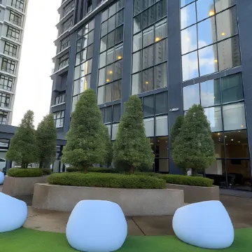 The Yanné, Onsen Hotel