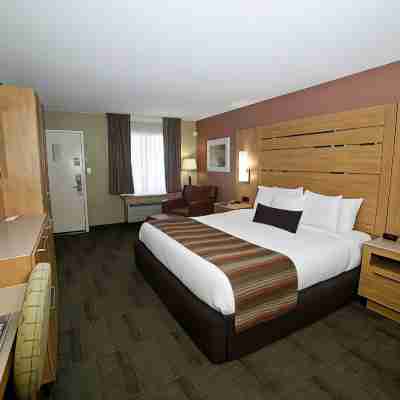 DeSoto Beach Hotel Rooms