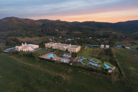 Jupiter Trevi Resort and Spa