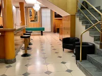 Hotel Universal โรงแรมใกล้โบสถ์การ์โม