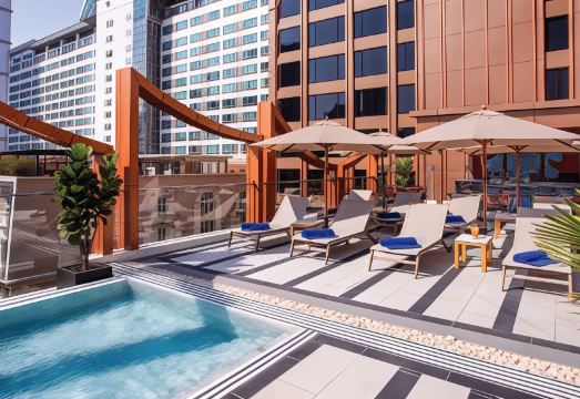 4. 사말라 호텔 방..