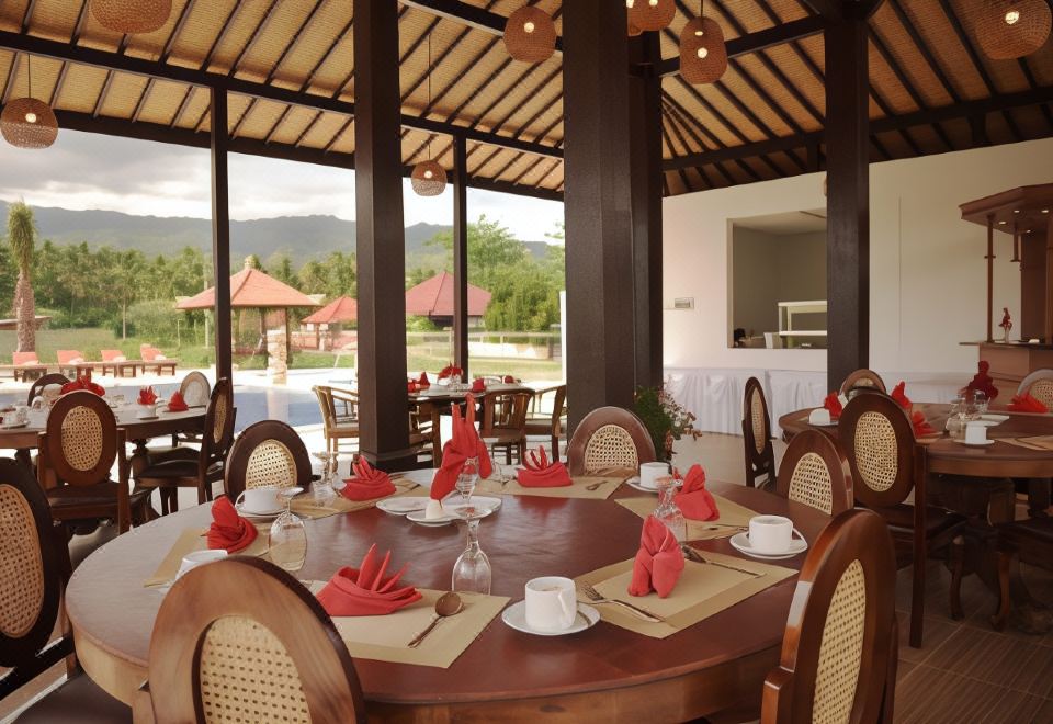 푸리 로비나 수영장