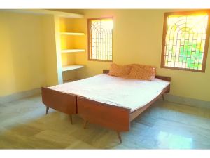 Srii Guest House (Non AC Room)