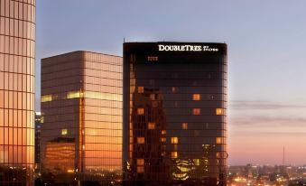 DoubleTree by Hilton Dallas-Campbell Centre