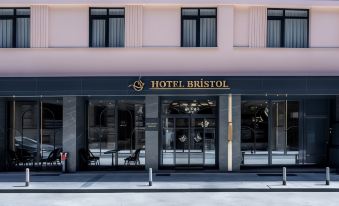 Hotel Bristol