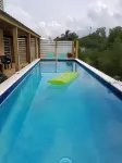 The Bnb on Triggerfish Close to the Airport - Pool