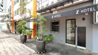 Z Hotel Ara Damansara, LRT, Mall, Airport