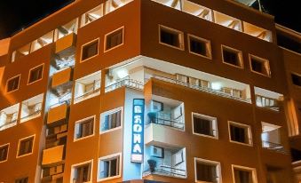 Hotel Golden Flora