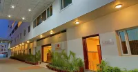Dhanunjayas Luxury Hotel - parking
