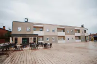 Polorooms Vara Hotels in Campiña del Pisuerga