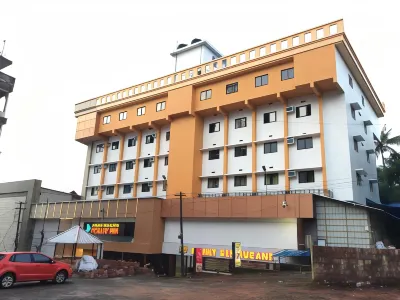Kalluvalappil Holiday Inn Hotels near Poliyam Thuruth Eco Village ( പൊലിയം തുരുത്ത് )