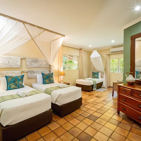 Bayete Guest Lodge Hotels in Hwange