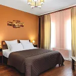 Zolotoi Pavlin Hotels near Oxygen Park Resort suburbs Drakino