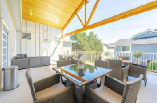 The Lodge Lake Chelan