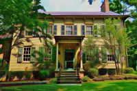 Inn at Glencairn Hotels in Ewing