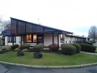 Xenia Country Inn