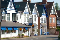 Penny Farthing Hotel & Cottages