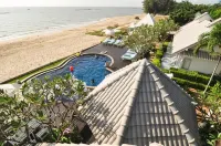 Blue Sky Resort - Beach