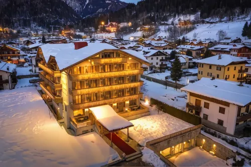 Beverly Alps Hotel & Spa Hotels in Pinzolo