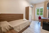 Hotel Ristorante la Mimosa فنادق في Falerna