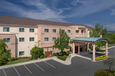 Courtyard Chico Hotels near Calvary Chapel Chico