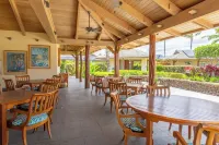 Luxurious Kolea Penthouse with direct access to Anaehoʻomalu Beach.
