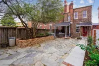 Luxury Historic 1880's Victorian Home w/ hot tub!