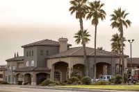 Best Western Plus A Wayfarers Inn and Suites