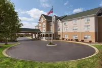Country Inn & Suites by Radisson, Nashville, TN Hotels near Gaylord Opryland Resort Gardens