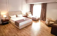 Portik Hotel